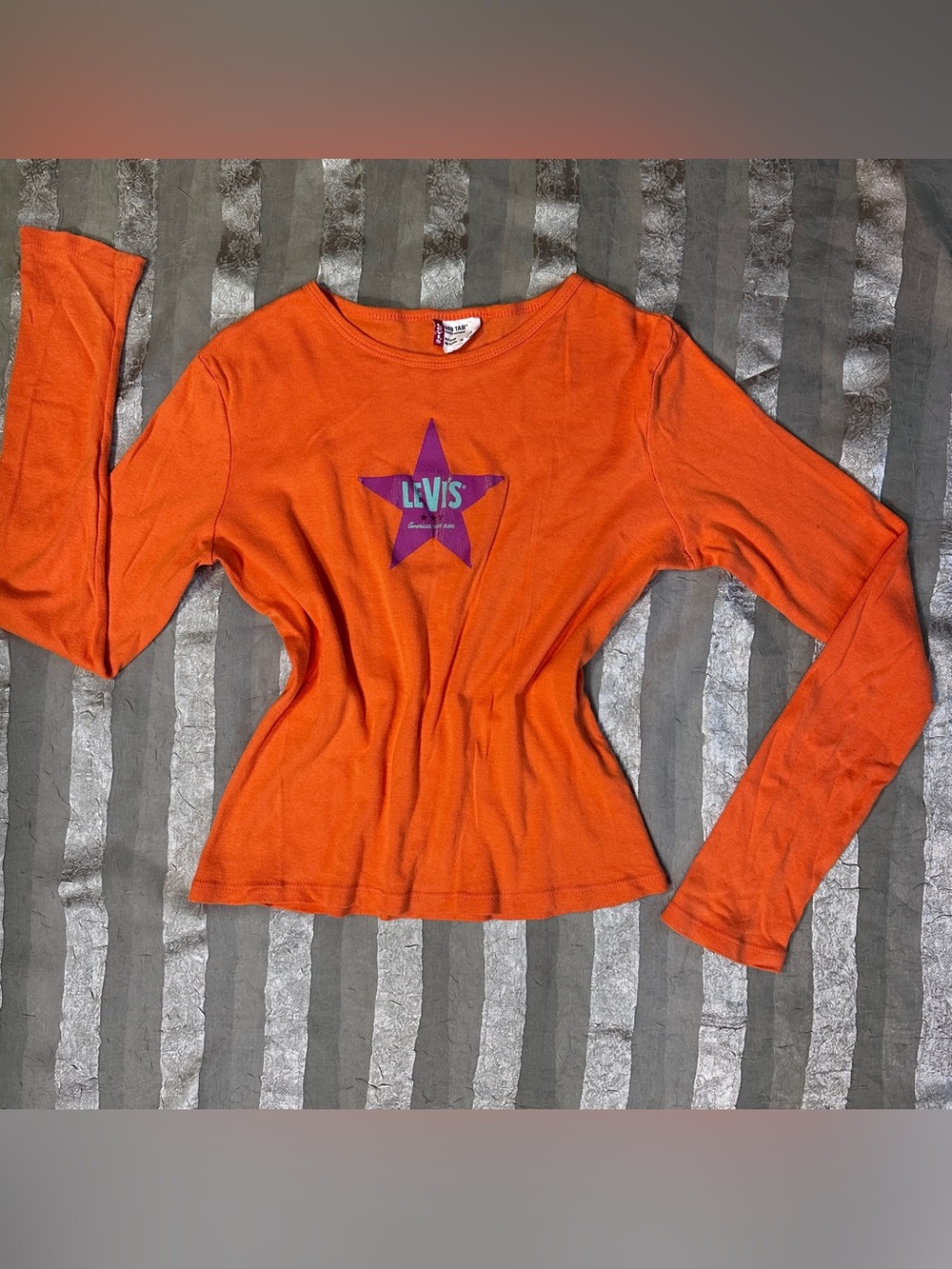 90s Y2K Levi's Red Tab Orange Long-Sleeve Baby Doll Graphic Tee Top 100% Cotton